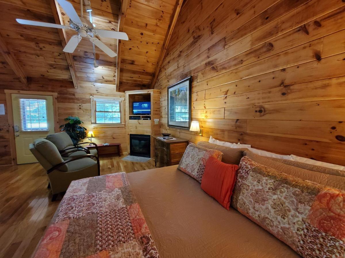 New River Trail Cabins Galax Esterno foto
