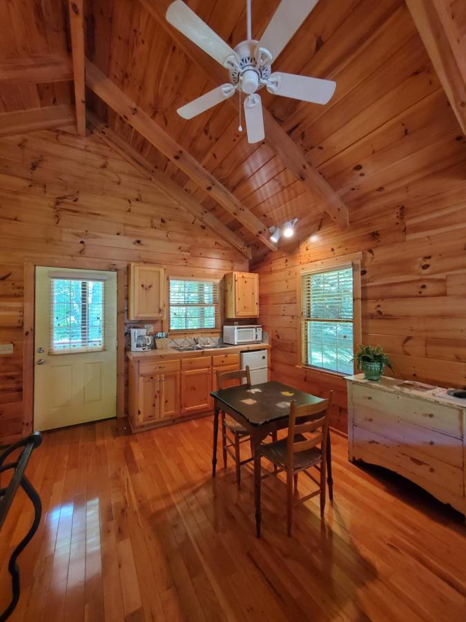 New River Trail Cabins Galax Esterno foto