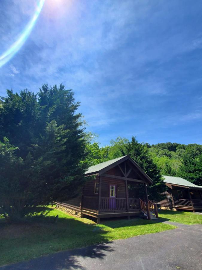 New River Trail Cabins Galax Esterno foto