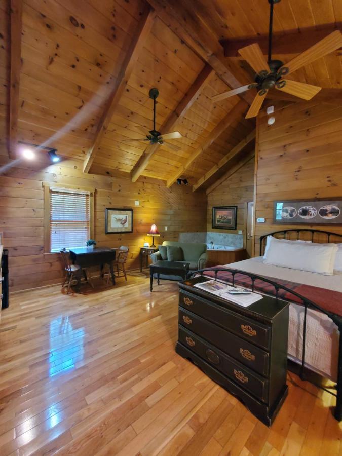 New River Trail Cabins Galax Esterno foto