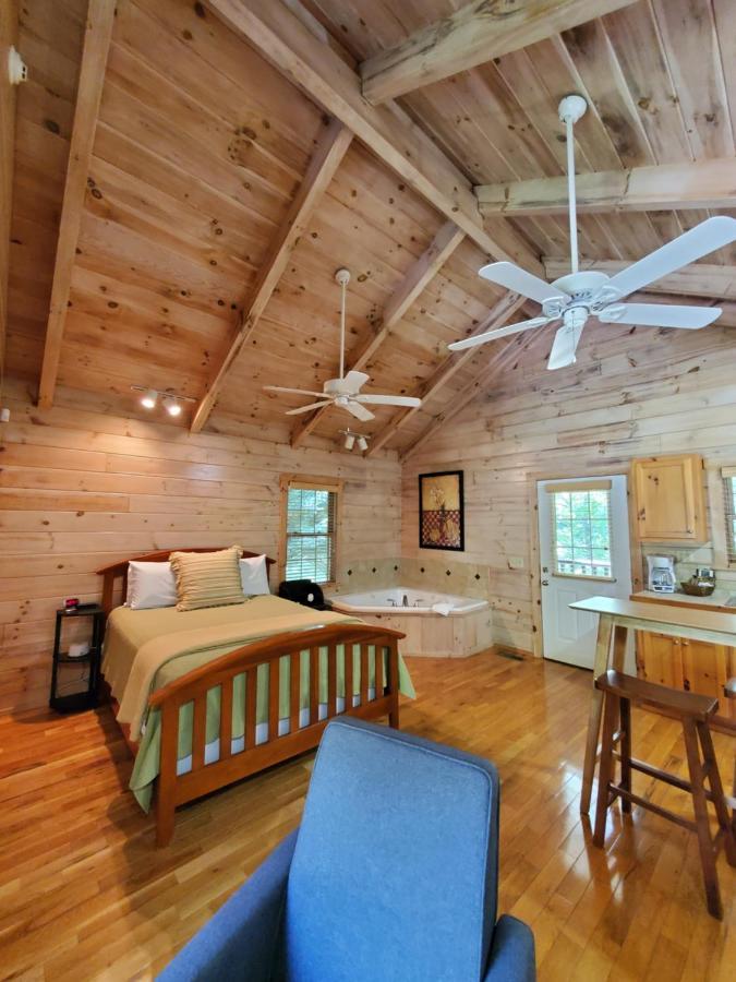 New River Trail Cabins Galax Esterno foto