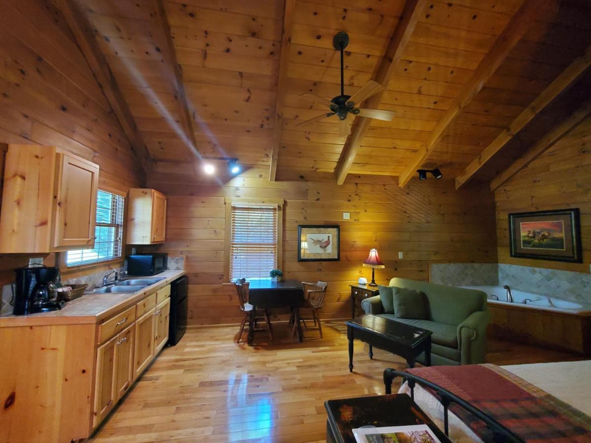 New River Trail Cabins Galax Esterno foto