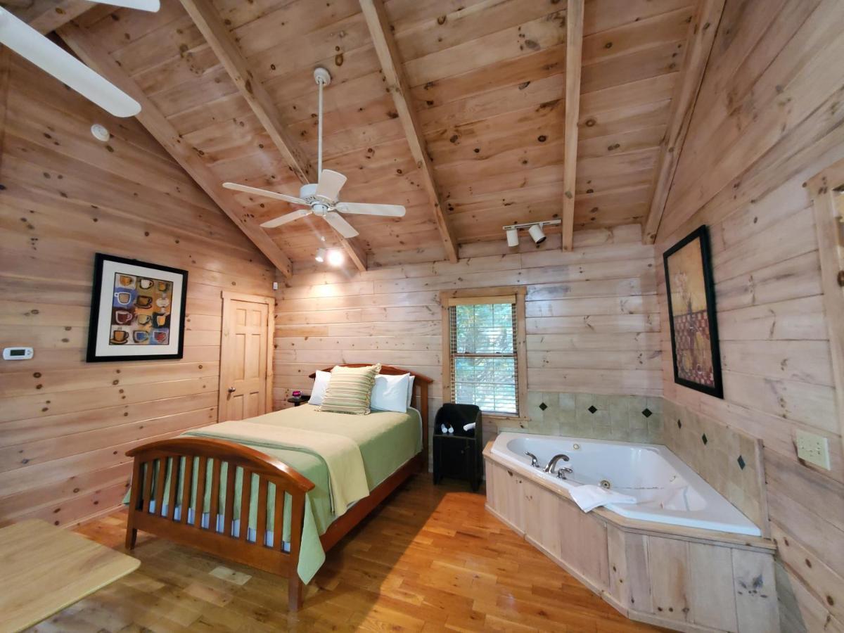 New River Trail Cabins Galax Esterno foto